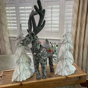 SLEIGH HILL 2022 CHRISTMAS/ HOLIDAY REINDEER